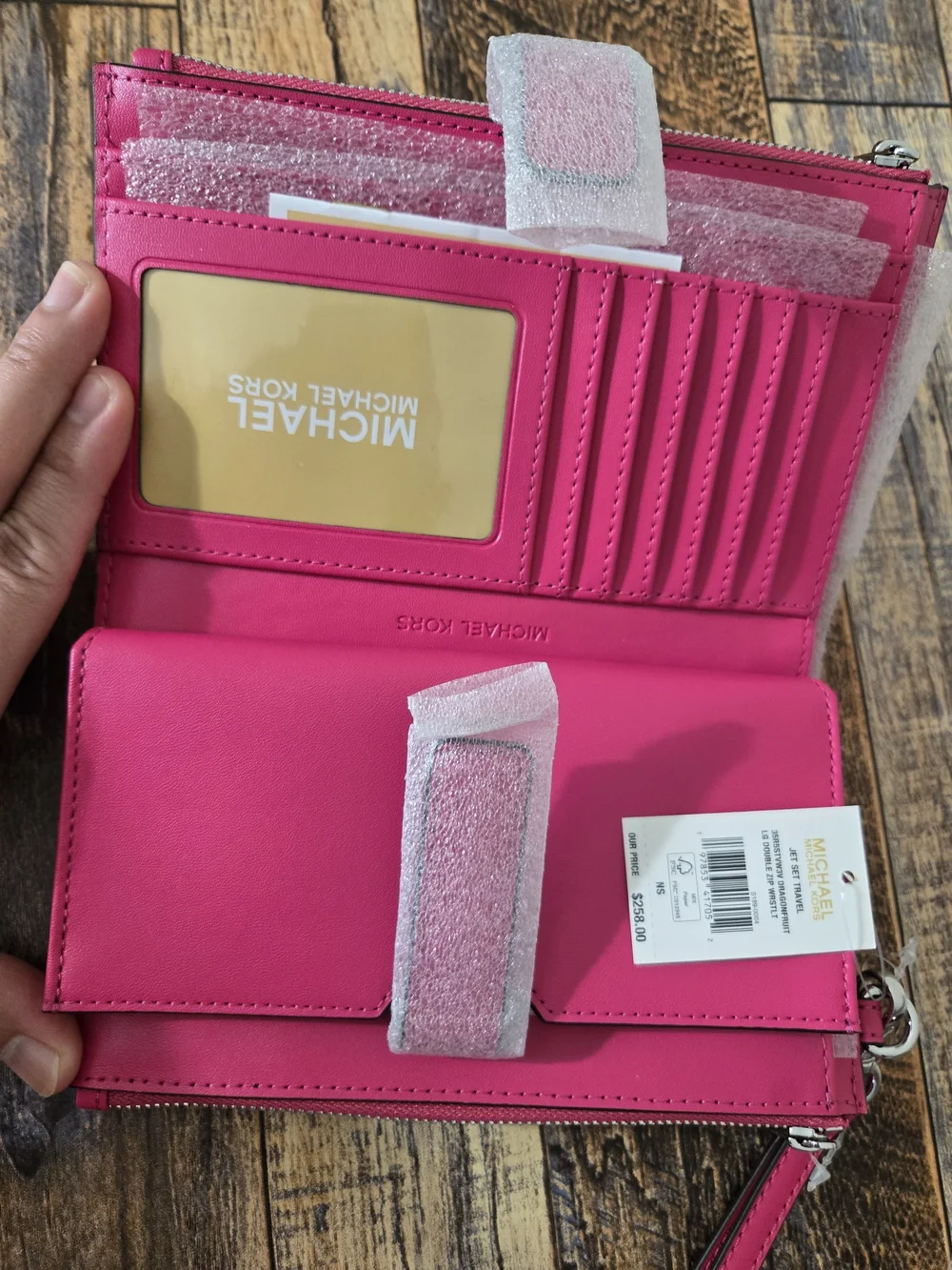 Michael Kors color dragonfruit